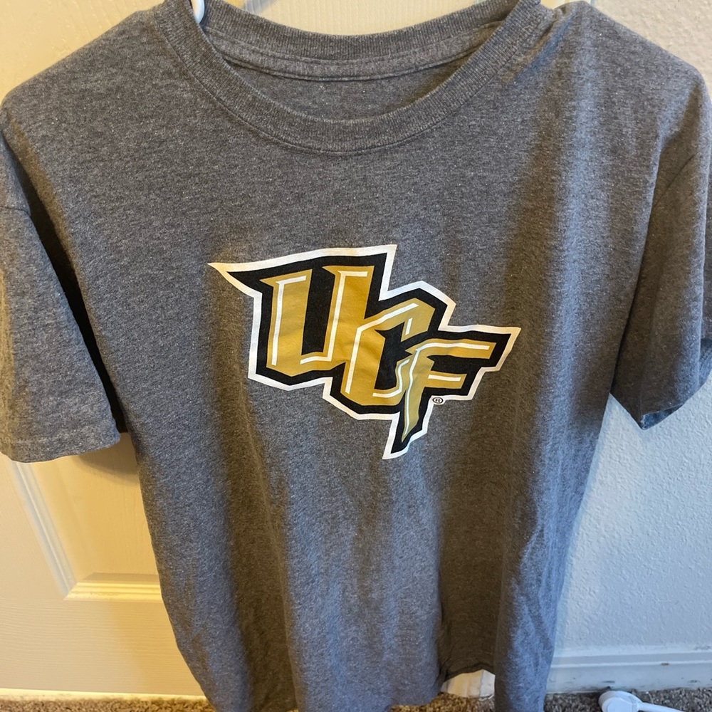 Grey Nike T-shirt